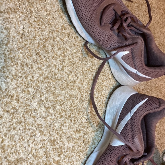 Nike Mauve purple tone Nike tennis shoe sneaker size 7 - Picture 8 of 14